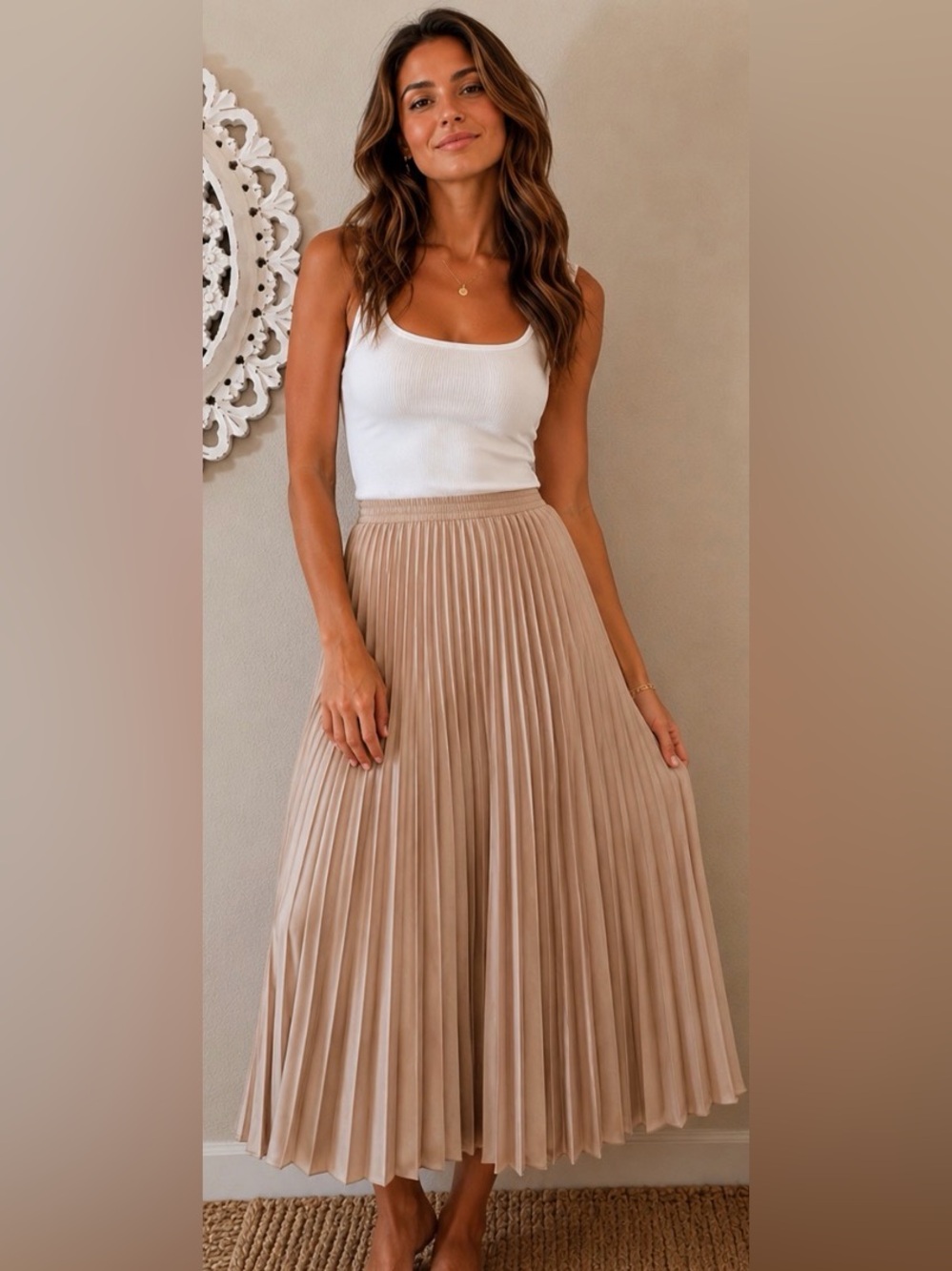 Dainty Jewells Pleated Skirt in Soft gold